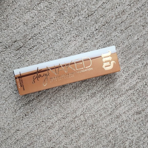 50CG Urban Decay Stay Naked Foundation - Picture 2 of 2